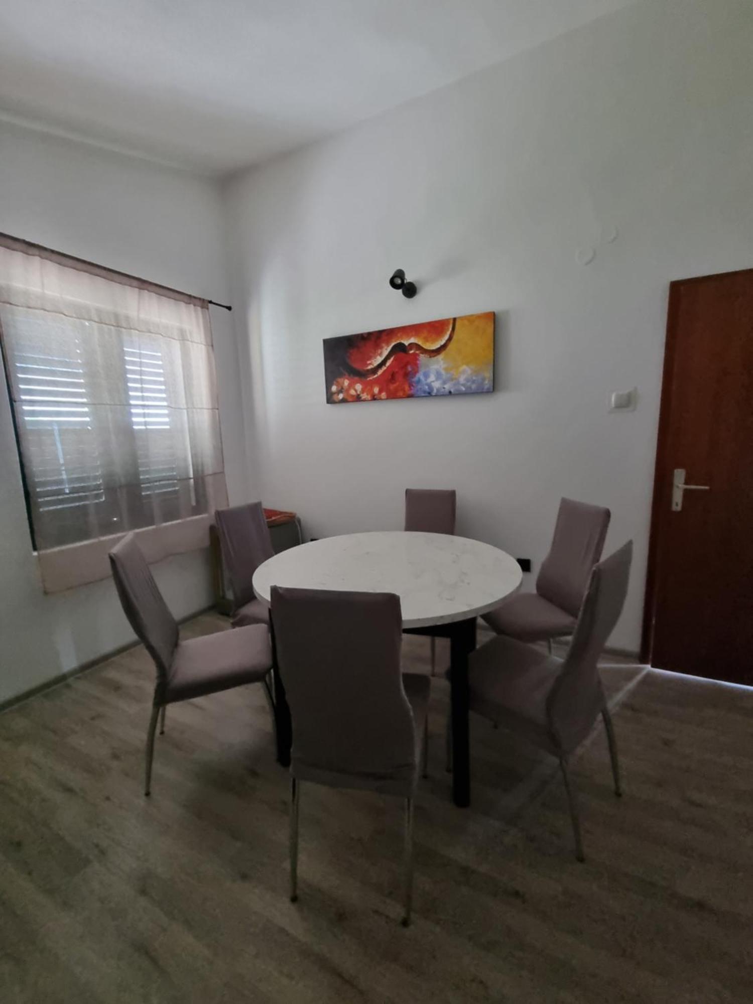Villa Oliva Макарска Екстериор снимка